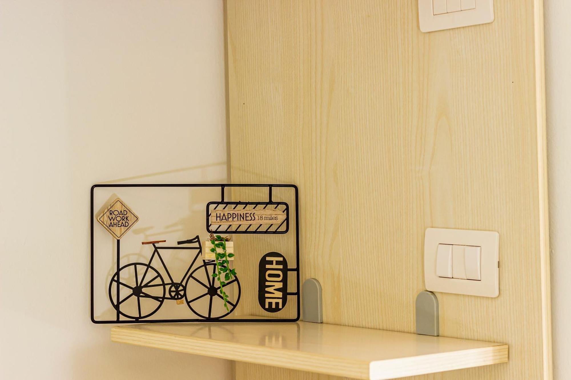 Appartamento Private Garden & Garage - Self Check-In & Remote Access Côme Esterno foto