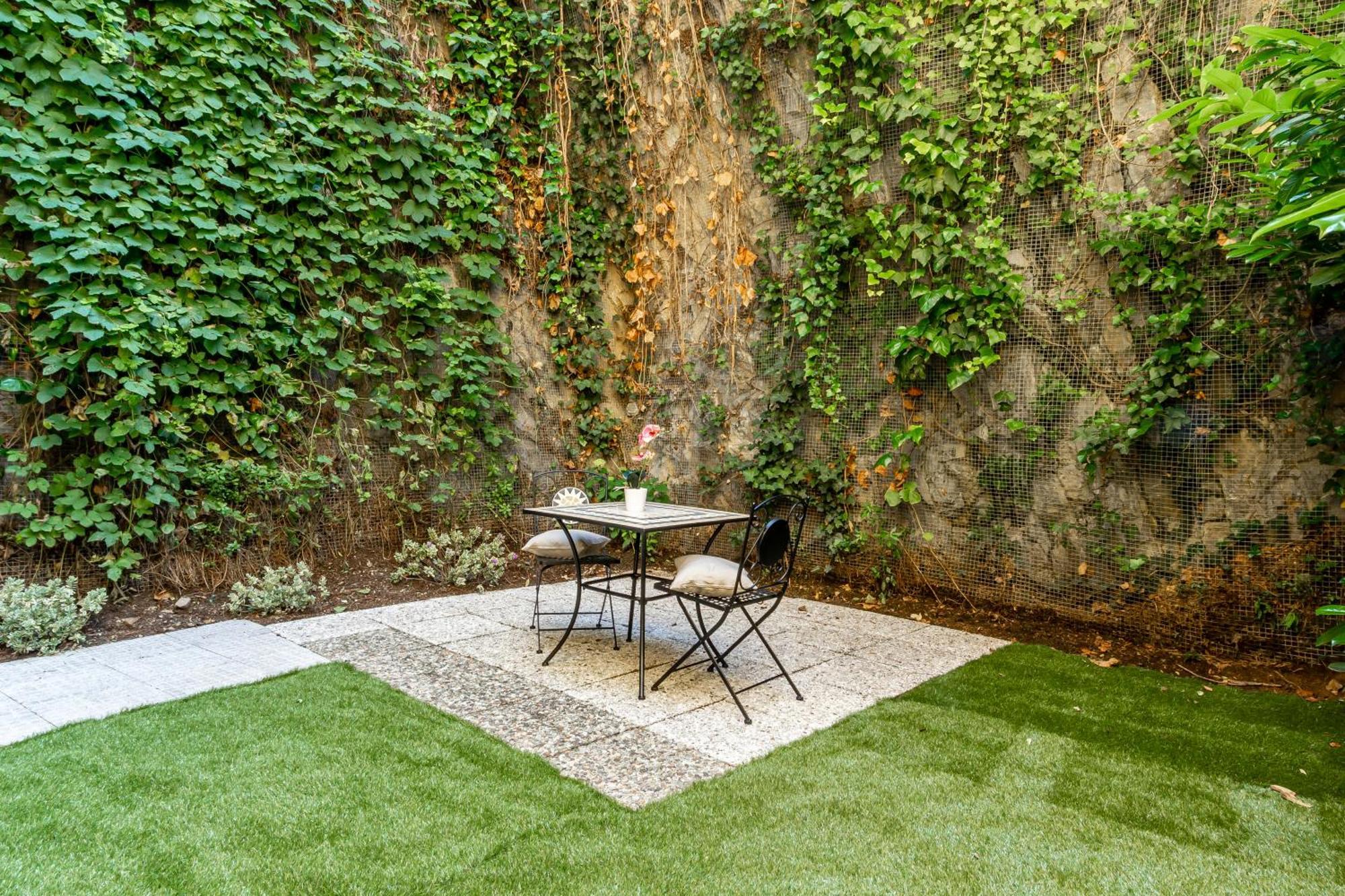 Appartamento Private Garden & Garage - Self Check-In & Remote Access Côme Esterno foto